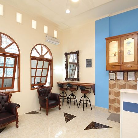 Sky Inn Glodok 1 Джакарта Экстерьер фото